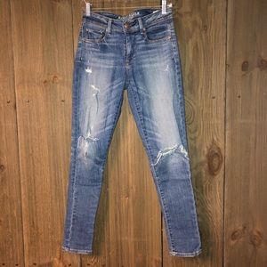 American Eagle distressed jeans